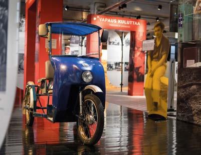 This giant machine was taken into use in 1900 and it remains the biggest steam engine ever used in Finland. Vaihtuvat näyttelyt/ Temporary exhibitions 2019 Eespäin 1919 15.