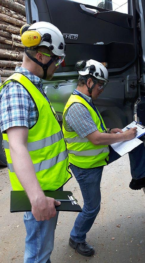 Työsuojeluhallinnon vuosikertomus 2018 10 Kuljetusala Kuljetus ja varastointi -toimialalle tehtiin vuonna 2018 noin 2 600 työsuojelutarkastusta.