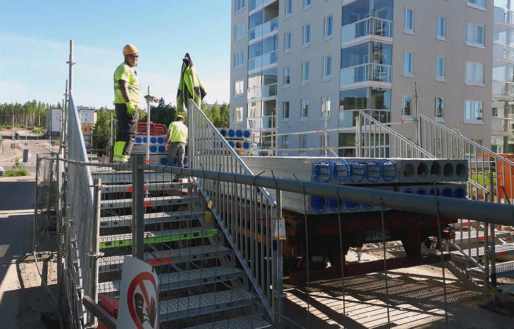 Työsuojeluhallinnon vuosikertomus 2018 7 Kuva: Peter Johansson Elementtirakentaminen oli toukokuussa 2018 työsuojeluviranomaisen tehovalvonnassa.