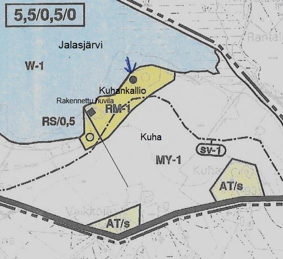 Merkinnällä vj on osoitettu syöttövesijohto ja merkinnällä ti tietoliikenneverkko. Nämä johtolinjat kulkevat Jalasjärven keskustan kautta. Järven ranta-alueet ovat tyypillisiä maatalousalueita.