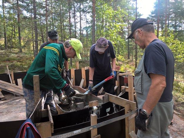 5.1. Liedon hamppukotaprojekti Parmaharjulla Liedon kunta innostui ideasta rakentaa Parmaharjun ulkoilumaisemiin grillikota, joka palvelisi ulkoilijoita ja koululaisryhmiä.