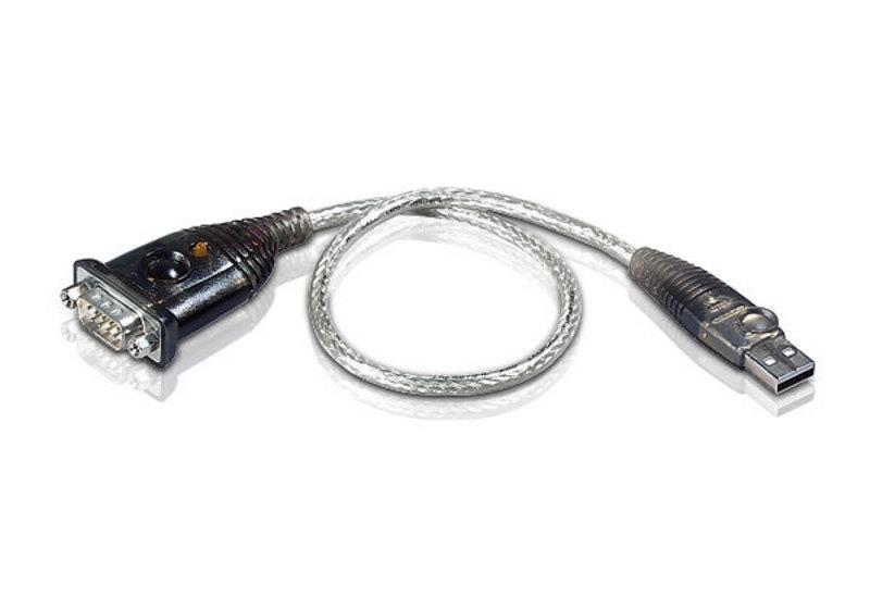 13 7.2.2 Yhteys taajuusmuuttajaan Taajuusmuuttajan ja tietokoneen välissä käytettiin ATENin valmistamaa USB - RS232 -adapteria (kuva 7). Kaapeli kytketään taajuusmuuttajassa näyttöpaneelin tilalle.