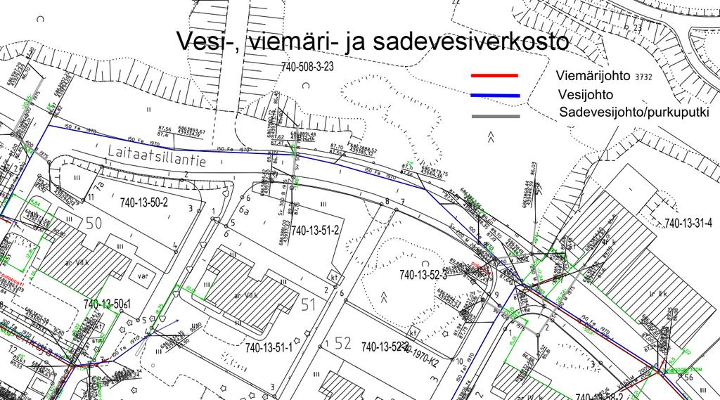 9 4.5 Liikenne Liikenne ohjautuu alueelle VT 14, Savontien, Pihlajavedentien ja Laitaatsillantien kautta. Kevyenliikenteen verkosto on myös rakennettu.
