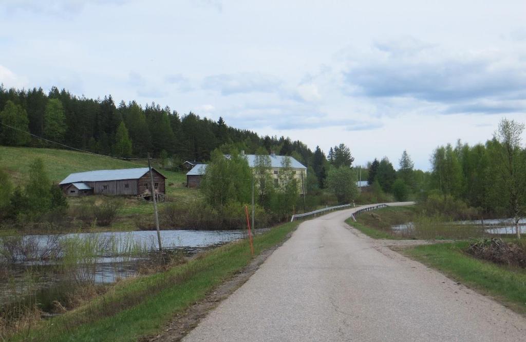 1 JOHDANTO Torniojoen osayleiskaavatyötä on lähdetty uudistamaan noin kymmenen vuotta voimassa olevan kaavan valmistumisen jälkeen mm. toteutuksessa ilmenneiden ongelmien vuoksi.