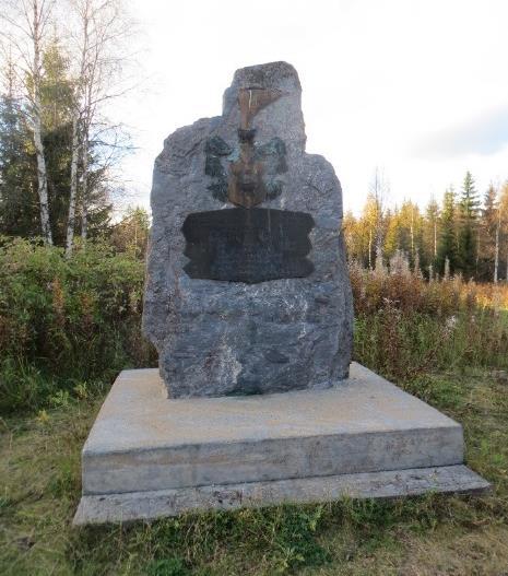 Maiseman historiallinen kerrostuneisuus näkyy rakennuskannassa, joista uudet rakennukset ovat usein lähempänä joentörmää kuin vanhempi asutus.