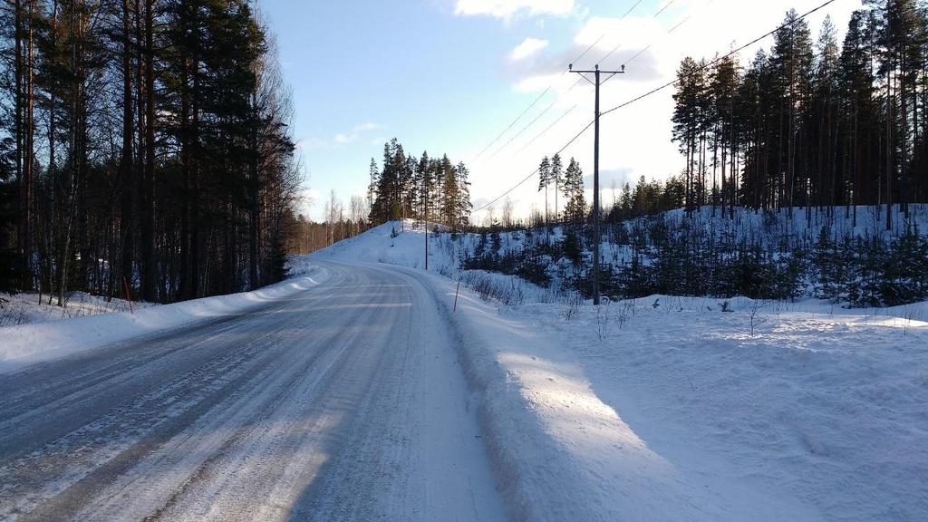 III-LUOKAN POHJAVESIALUEIDEN TARKISTAMINEN 7 3.6 Näytteenotto ja analysointi Näytteet analysoitiin Eurofins Environment Testing Finland Oy:n ympäristölaboratoriossa Lahdessa.