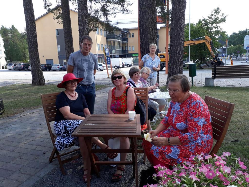 3.5 Senioritoiminta Varttuneiden kerho on osaston senioritoimintaa. Varttuneiden kerhossa oli vuonna 2018 yhteensä yli 60-vuotiasta 28 kerholaista sekä ohjaaja Ritva Salomaa.