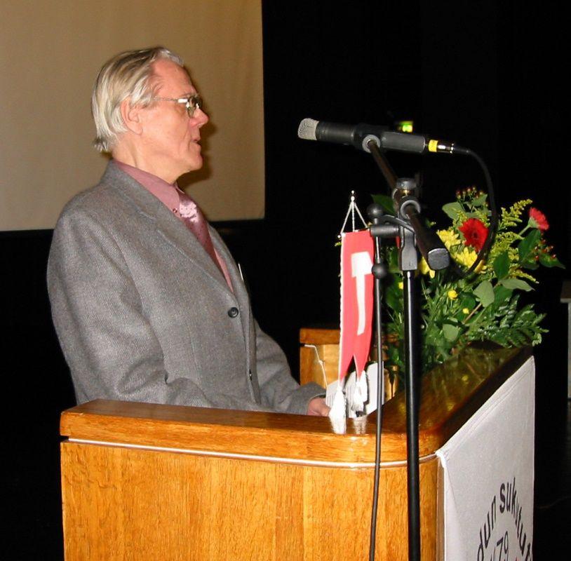 Eino Koskinen Eino Koskinen (1926-2015) seuran puheenjohtaja 2001-2003 ja lisäksi keväästä