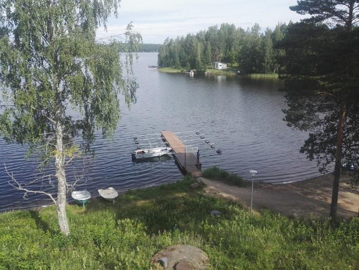3.12 Luonnonympäristö 3.121 Luonnonolot ja maisema Alue rajoittuu Kivijärveen, joka on Kymijokeen päätyvän Kivijärven vesistön suurjärvi. Veden laatu on erinomainen.