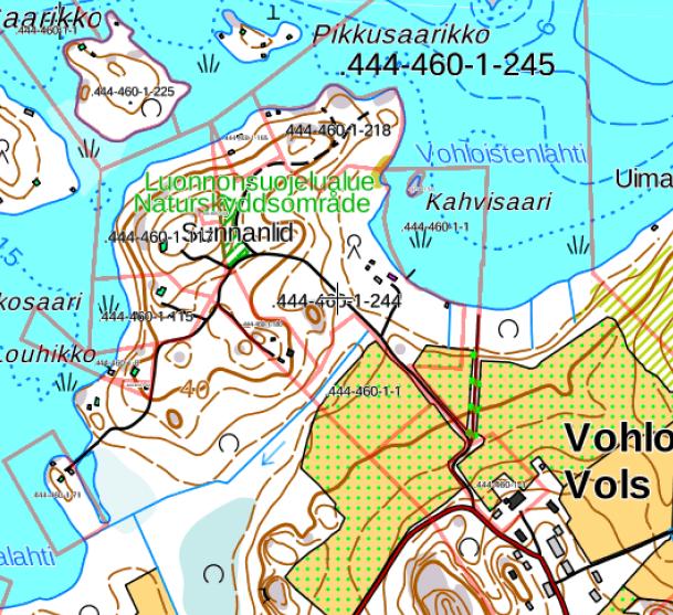 Kaavoitettava alue peruskartalla. Alueen maapinta-ala on n. 14 ha. C Maanmittauslaitos 2.