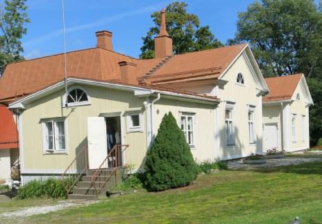 Alueen ja ympäristön olosuhteista löytyy runsaasti paikkatietoaineistoa Lohjan internet karttapalvelusta osoitteesta https://karttapalvelu.