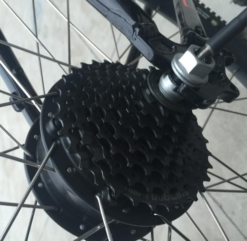 Liian pienen rengaspaineen vuoksi akkukantama pienenee huomattavasti, pyörän polkeminen on raskaampaa, ja kanttikivet ja montut osuvat renkaan läpi vahingoittaen pyörän vanteita.