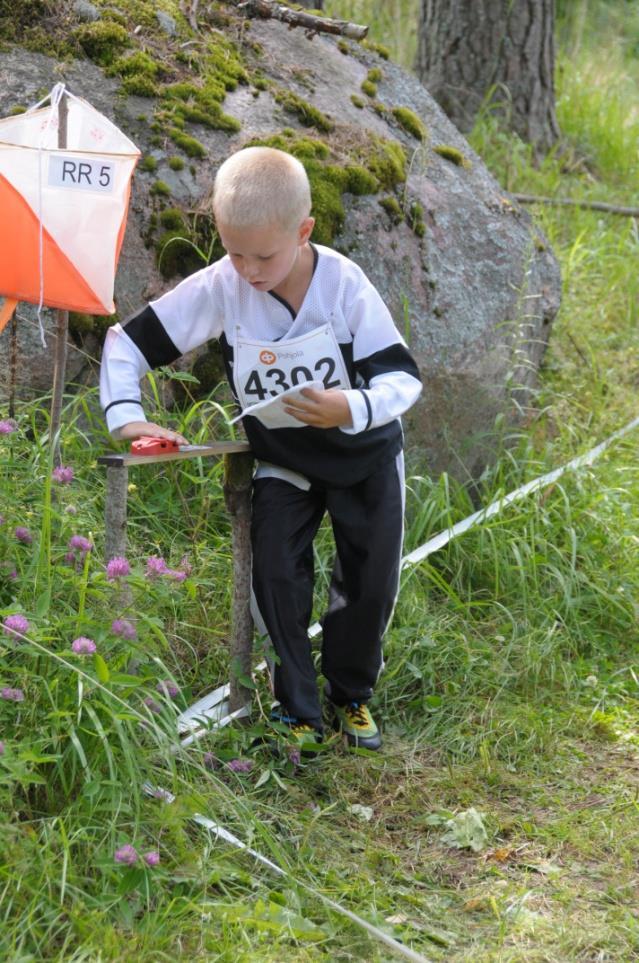 Kilpailun järjestelyt Tämän osion sisältö: Sarjat Toimitsijatehtävät Tapahtuman kulku Rakenneratkaisut Ilmoittautuminen Lähtö