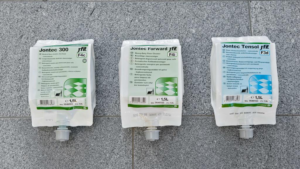 JFit - siivousaineet TASKI Jontec 300 free JFit Yleispuhdistusaine lattioille - supertiiviste TASKI Jontec Forward