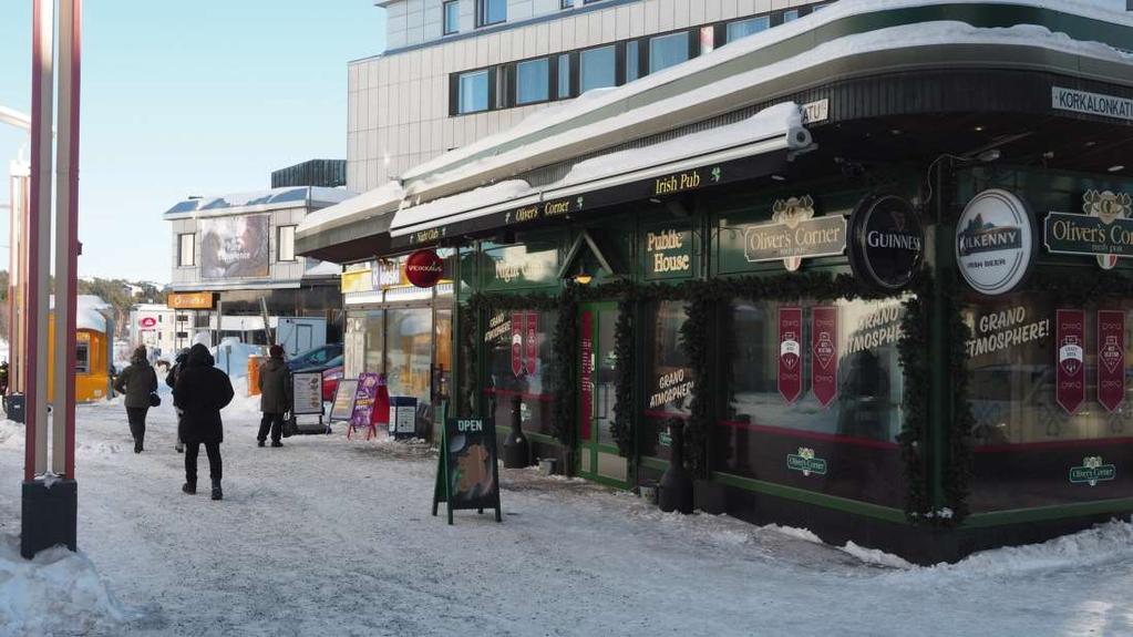 Toimialakohtainen luokitus: Rovaniemi H1 / 2019 Kahvilat ja ravintolat TOIMIALA kpl 34 Kahvilat, jäätelö-, mehu- ja smoothiebaarit 16 35