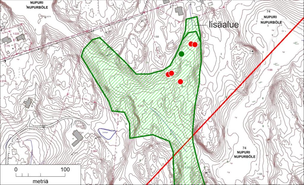 kasvaa suuria tervaleppiä, vaahteroita ja hiirenporrasvaltaista saniaiskasvustoa. Ylispuiksi on jätetty lähinnä koivuja. Rinteillä on kuusen ja männyn vallitsemaa sekametsää.