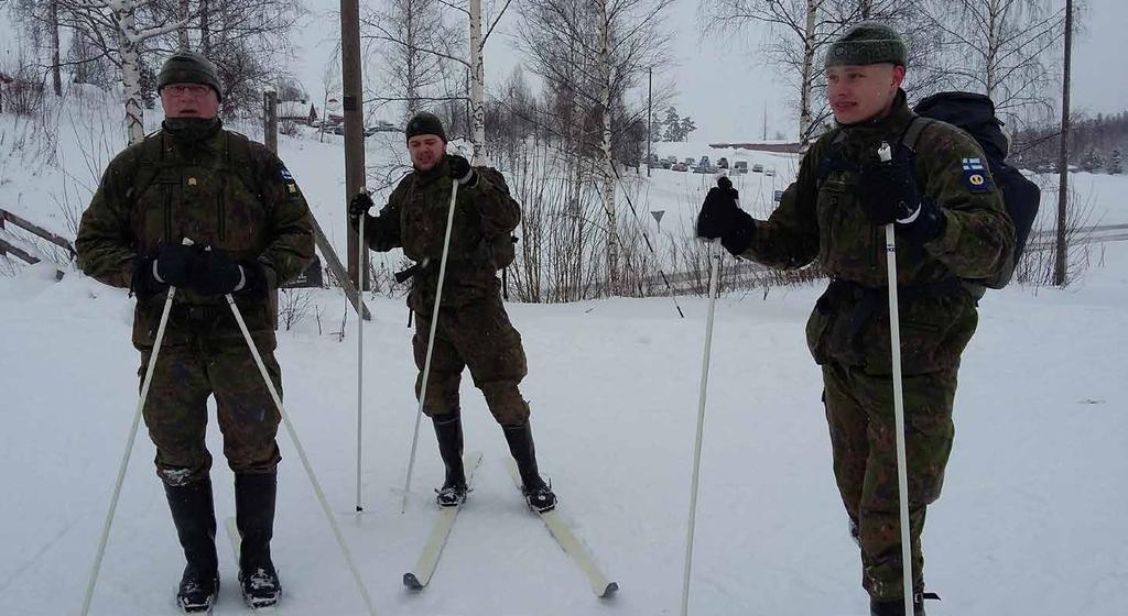 Hiihtomarssi 26.1. Hiihtäminen on suomalaisittain kansallislaji, hyötyliikunnan muoto ja ajoittain jopa urheilumenestyksen aihe.