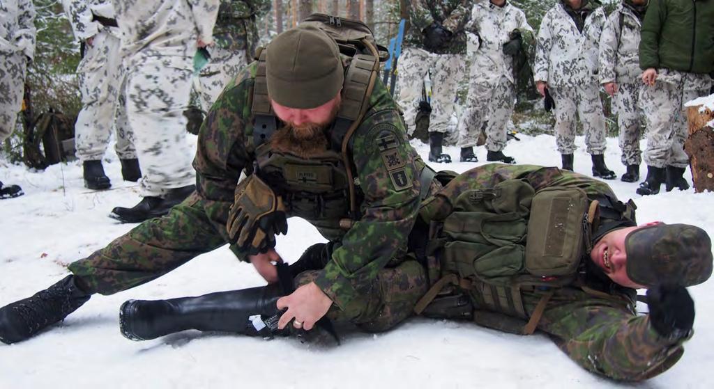 VARMISTIN Mediakortti 2019 VARMISTIN on Päijät-Hämeen maakuntajoukkojen tiedotuslehti.