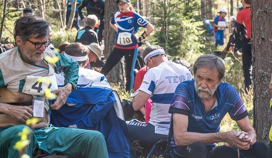 Matti Virtasen haastattelu ViPan partaveikot nyt jo jälleen samassa sarjassa H 70 Iloinen H 70-sarjalainen laitettiin kysymysrulettiin: 1.