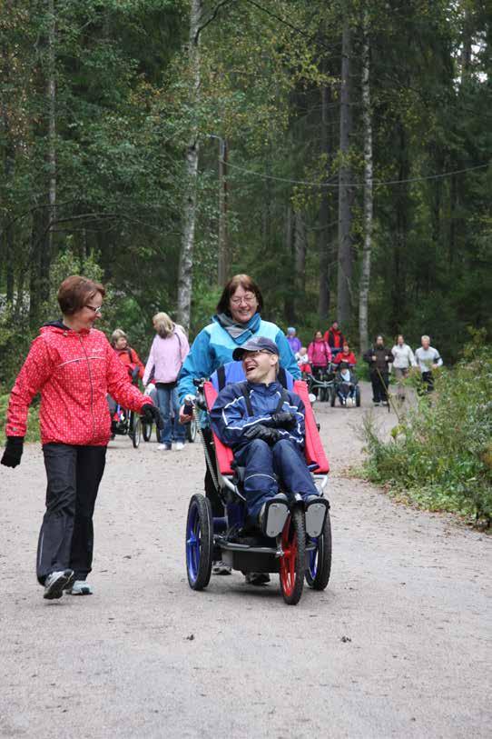 MALIKE MALIKE Osallistumisen mahdollisuuksia vaikeasti vammaisille lapsille ja aikuisille Käyntiosoite: Malike-keskus Sumeliuksenkatu 18 B 3. krs 33100 Tampere Kotisivut: www.