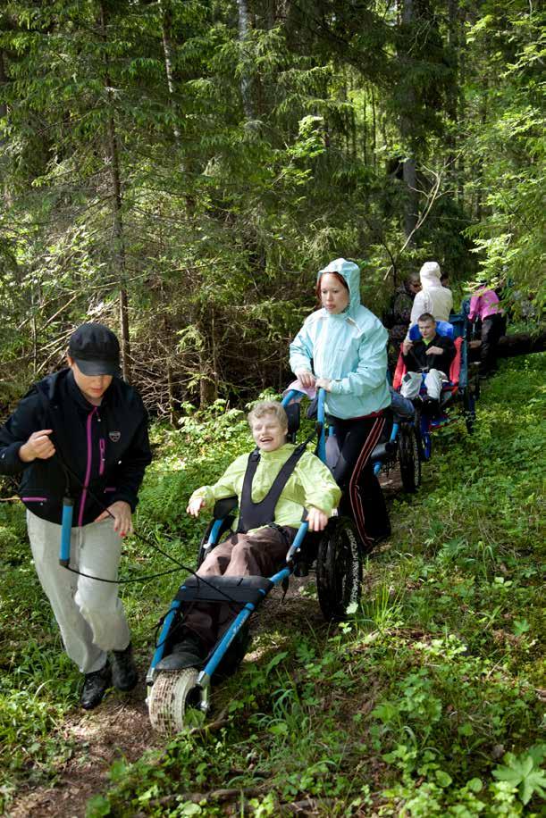 takunnallisilla koulutuksilla luodaan pohja alueellisen koulutuksen järjestämiselle.