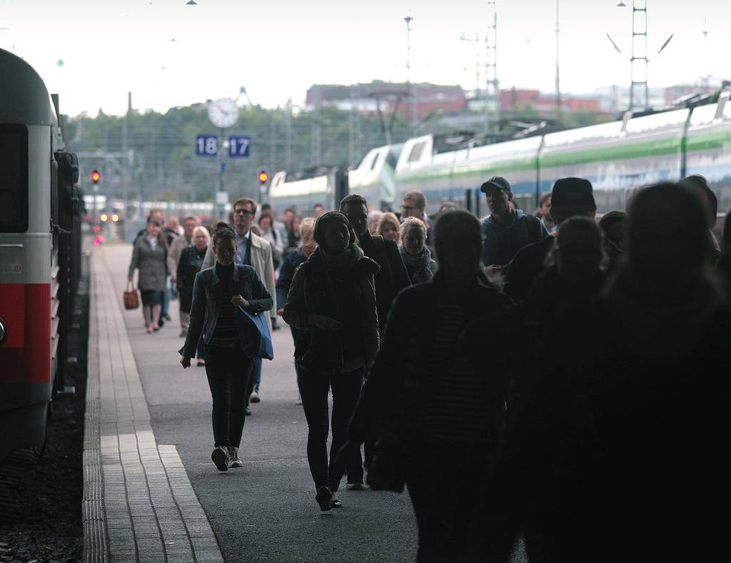 Opinnäytetyö 2/2019 Krista Kouvalainen INHIMILLISET JA ORGANISATORISET TEKIJÄT
