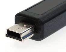 6 Liitä diabeteslaitteesi johto tietokoneeseen Liitä asianmukainen USB-johto tai infrapunajohto () tietokoneeseen
