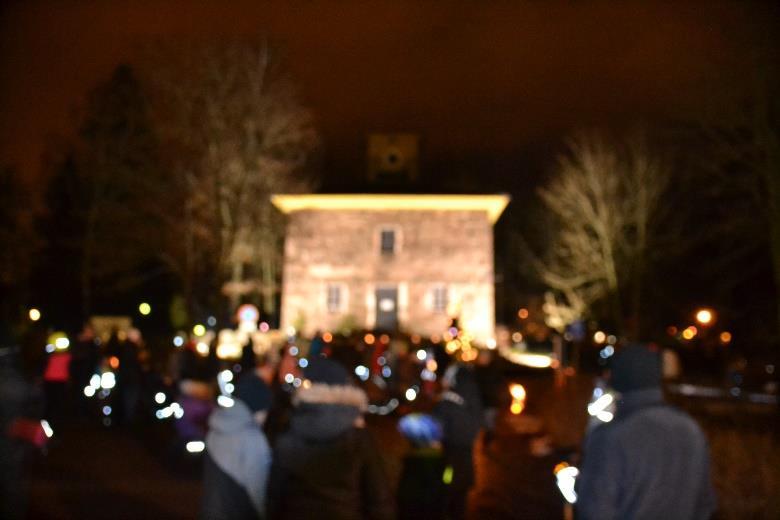 38 Lasten ja nuorten joulurauhan julistus Ankkapurhan alueella jatkettiin perinnettä 28.11.2018 julistamalla joulurauha lapsille ja nuorille.