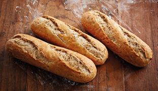 Tuote on leivottu linjalla, jossa käsitellään myös muita viljoja (mm. vehnä). Leivontaan käytetystä viljasta on 100 % kauraa.