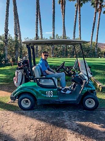 JOHANNA LEHTINEN Jari Lehtinen kävi talvella golfaamassa Teneriffalla. Dialyysin takia matkajärjestelyt piti aloittaa ajoissa.