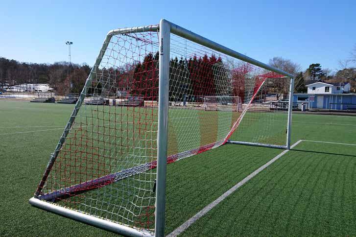 Harjoitusmaalit Unisport Alu Jalkapallomaali UNISPORT Alu 7,32 x 2,44 m Alumiinimaalissa on täyshitsatut ja teräsvahvistetut kulmat, vahva alumiiniprofiili, vahvat verkkokoukut ja
