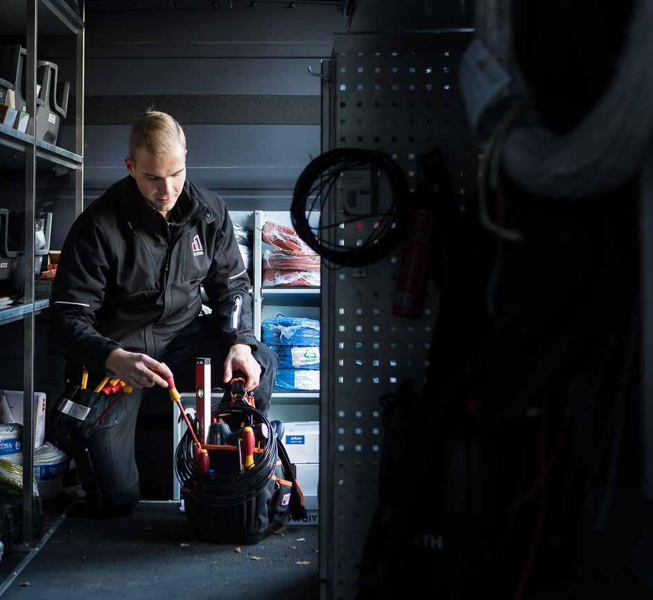 Satunnaisesti palavat sulakkeet ja pienet vaarattomat sähköiskut eivät välttämättä saa meitä varuillemme kodin turvallisuuden suhteen.