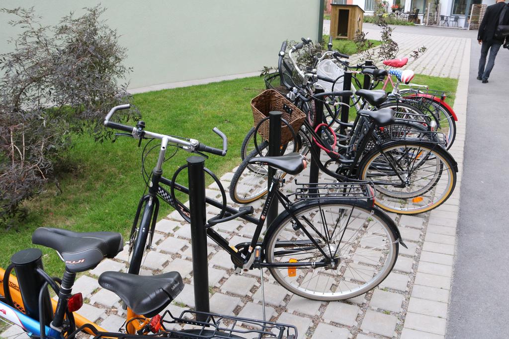 Pakettien tulee sisältää useita keinoja, jotka yhdessä tekevät kestävästä liikkumisesta houkuttelevaa. Pakettien sisältö voi vaihdella paljon ja paikkavähennysmäärät arvioidaan tapauskohtaisesti.