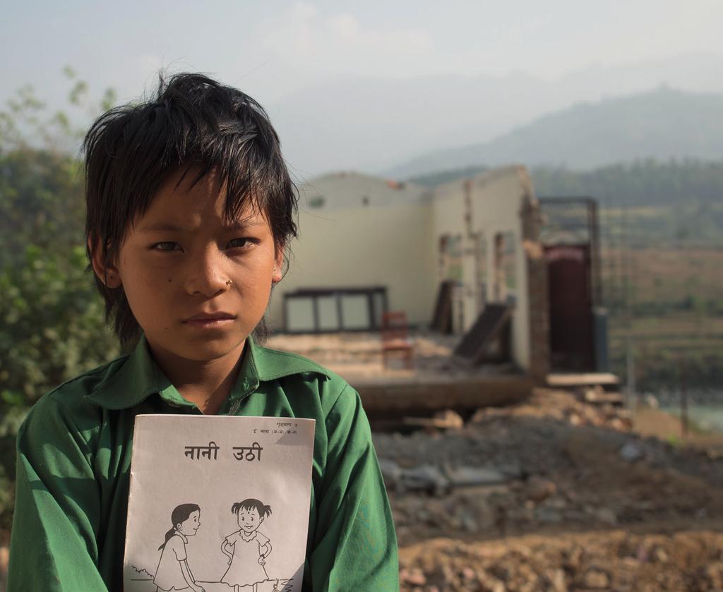 Lapset maailmalla Teksti: Hanna Hokkanen, Fida International Kuvat: Eino Manner, Shutterstock Aika rakentaa uutta Uusi alku NEPALISSA Viime vuoden huhtikuussa suuri maanjäristys iski vuoristoiseen