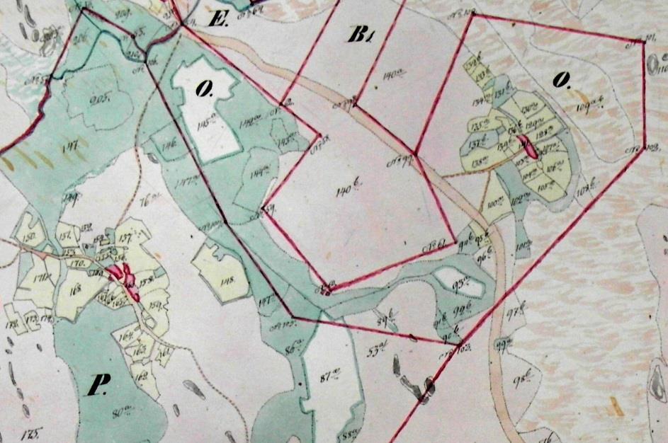 Luoteessa yksi Hanhijärven kolmesta vanhasta talosta,