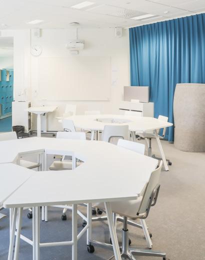 According to the inclusion principles, special support is organised as part of peer group teaching and education for pupils of the same age.