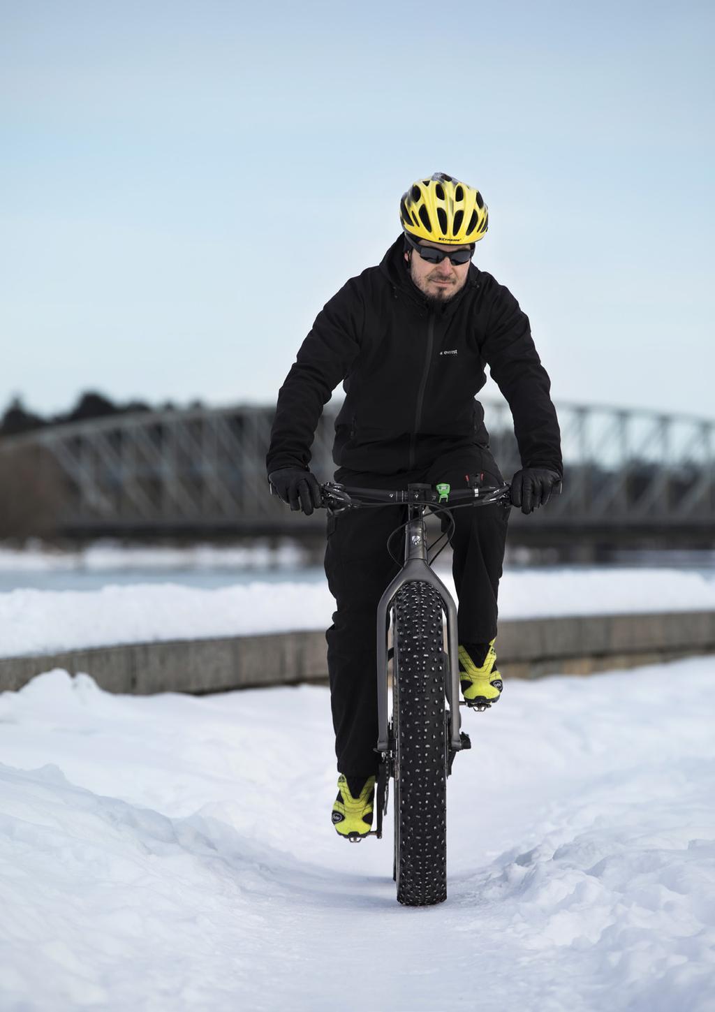 MITKÄ OVAT OULUN SEUDUN PYÖRÄILYN OMINAISPIIRTEET? Ympärivuotinen; Pyöräily on mahdollista kaikkina vuoden aikoina. Tiet pidetään kunnossa myös talviaikaan.