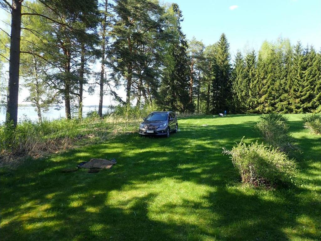 13 Tulos Entuudestaan tunnetun kivikautisen asuinpaikan kohdalta saatiin löytöjä kolmesta koekuopasta (koekuopat 6, 15 ja 16).