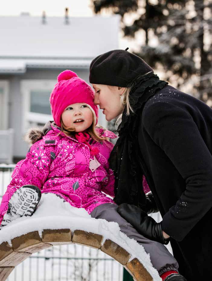 TUTUSTU KÄYTTÄJIIMME Olivia 3 vuotta epätietoisuudesta iloon Olivia on iloinen, puhelias ja toimelias tyttö, jolla on voimakas oma tahto.