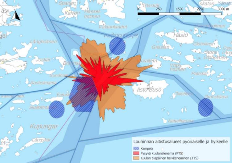 Kuva 8-2. Louhinnan altistusalueet merinisäkkäille. Lisäksi kuvassa on esitetty kaupallisten kalastajien ilmoittamat kampelan kutualueet (Meriläinen ym. 2018).