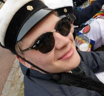Rahastonhoitaja Erik Kymäläinen Erik Kymis Kymäläinen pitää huolen siitä että rahaa on.