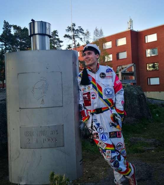 ISOVASTAAVA JA ISOTOIMINTA Morjesta hyvä fuksi ja tervetuloa Otaniemeen! Suuret onnittelut opiskelupaikastasi ja sisäänpääsystä Prodekolle.