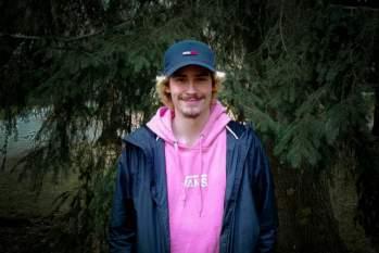 Crossfittii, videopelei ja frisbeegolffii Motto: - Lempieläin: Kissa Katariina