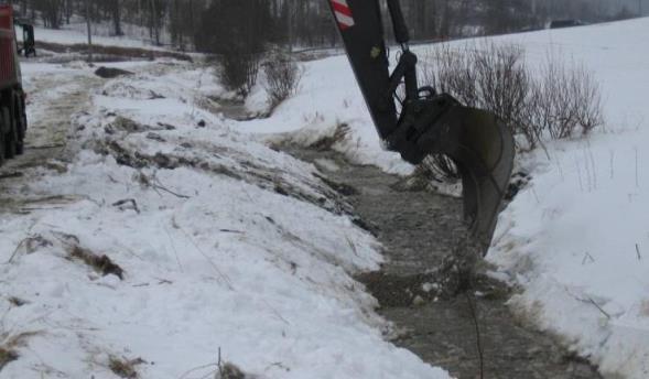 Pohjakynnykset ja soraistukset Tarvitaan jos uomaa suoristettu ja