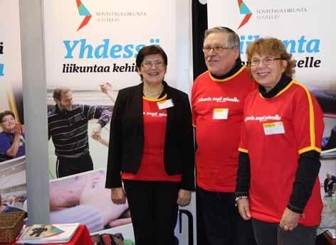Vapaaehtoisina olivat myös Marja-Liisa Lehtonen Selkäja Parkinson-yhdistyksistä ja Kirsti Mäkelä Dystoniayhdistyksestä. 4.