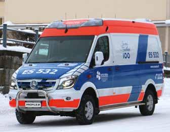 PROFILE NEWS 9 LANSSI Ensin pohdimme, mikä erottaisi tämän auton perinteisemmistä ambulansseista.
