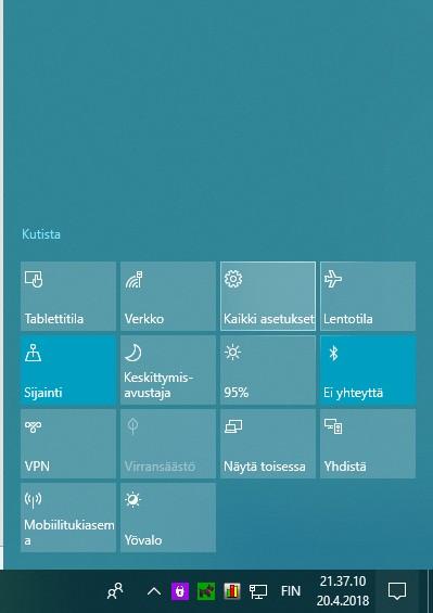 Aloitusvalikkoon kiinnitetyt ruudut Tietokoneessa käytetään kahdenlaisia sovelluksia eli ohjelmia: Microsoft Store:sta ladattavia sovelluksia, eli UWP (Universal Windows Platform) programs, UWP