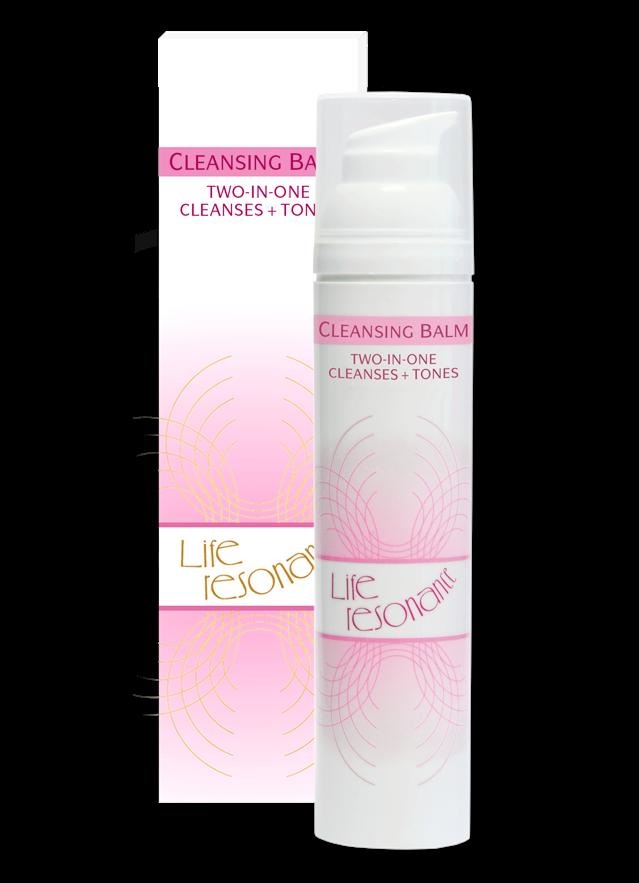 CLEANSING BALM TWO-IN-ONE CLEANSES AND TONES 100 ml Aamu- ja ilta puhdistus Levitä kasvoille ja kaulalle, lyhyen ajan kuluttua huuhtele haalealla vedellä.