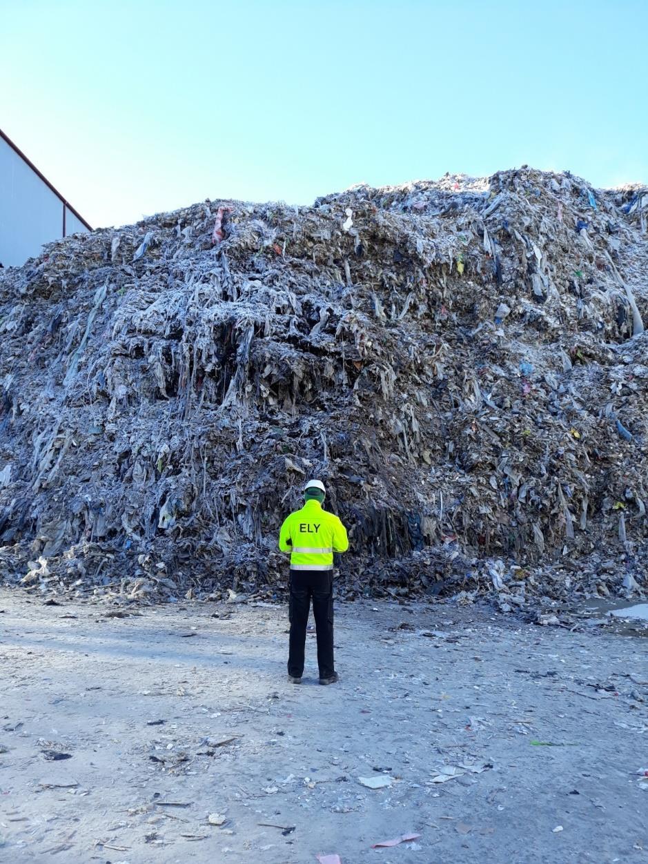 Materiaalitehokkuuden huomioiminen tarkastuksilla Laitoksen toiminnan läpikäynti (mm.