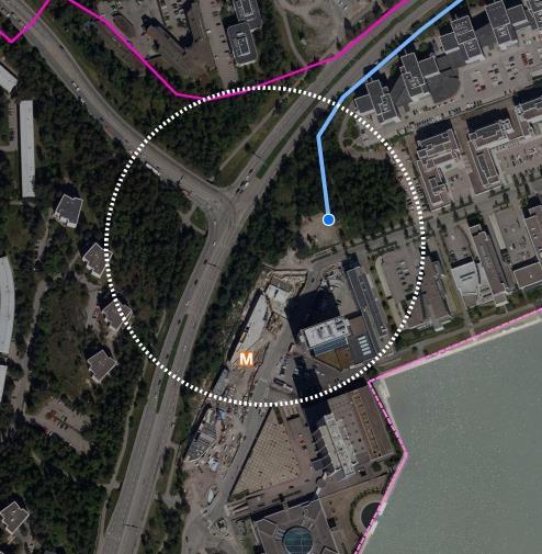 Keskukseen tulee myös noin tuhat neliömetriä erikoistavarakauppaa ja 4 000 neliötä erilaisia palveluja, kuten ravintoloita ja kahviloita.